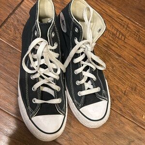 Converse Chuck Taylor All Stars - women size 6.5. Men/ Boys size 5
